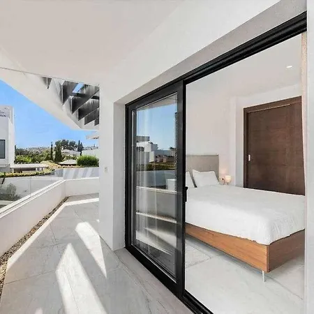Villa Piscina Privada A Unos Minutos De La Playa Marbella