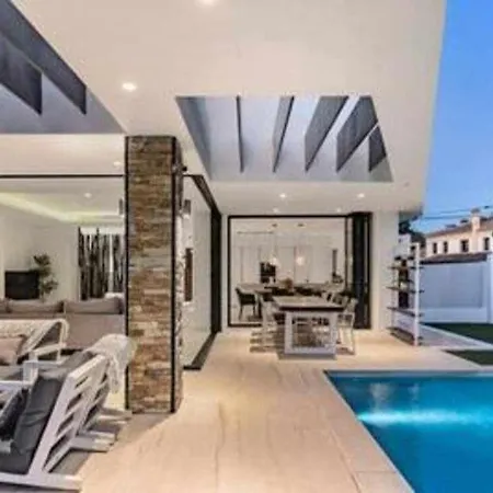 Piscina Privada A Unos Minutos De La Playa