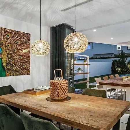 Piscina Privada A Unos Minutos De La Playa Marbella